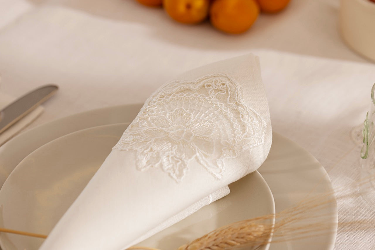 Dentelle Offwhite Placemat & Napkin - Set of 6