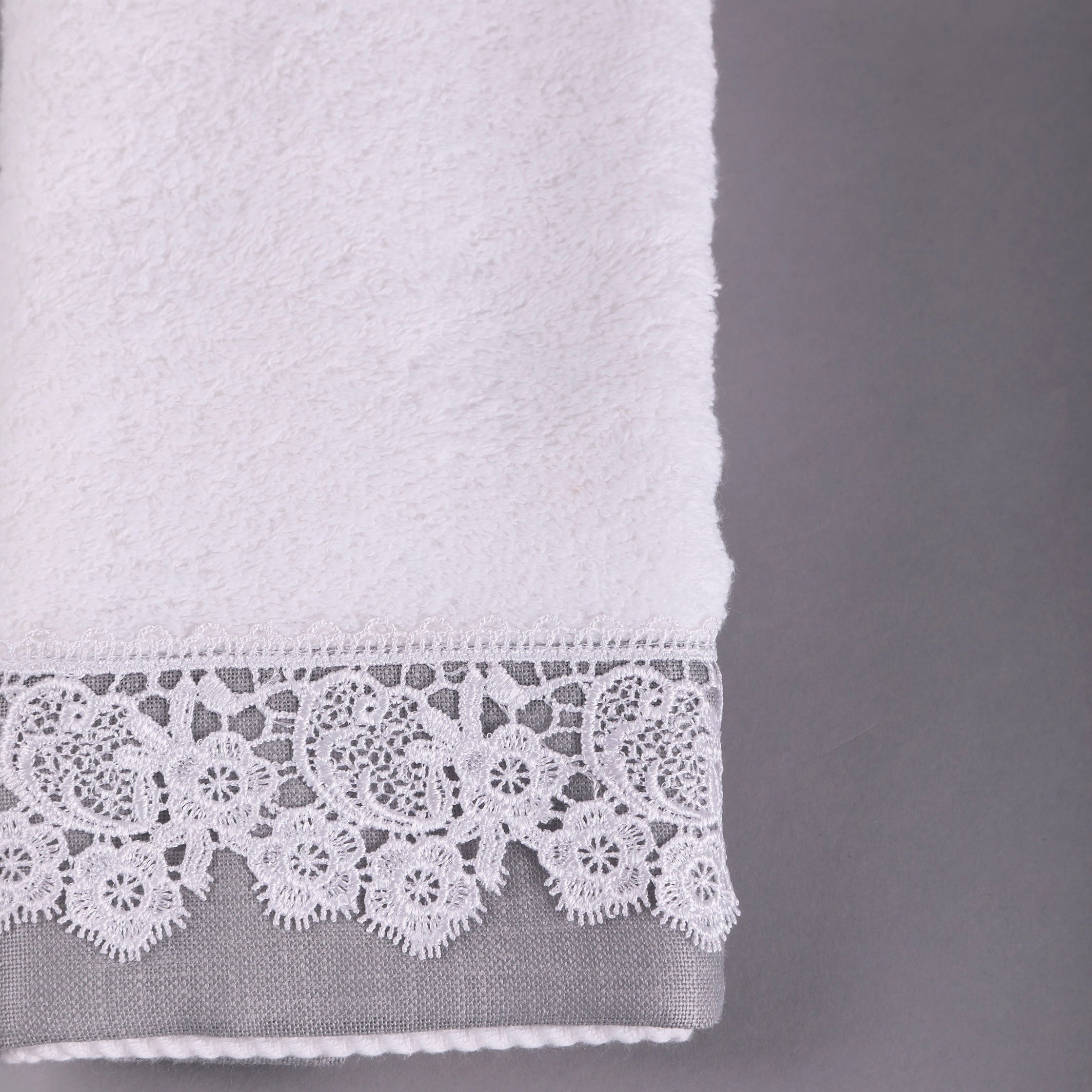 Grey Laced White Towels Set of 3
