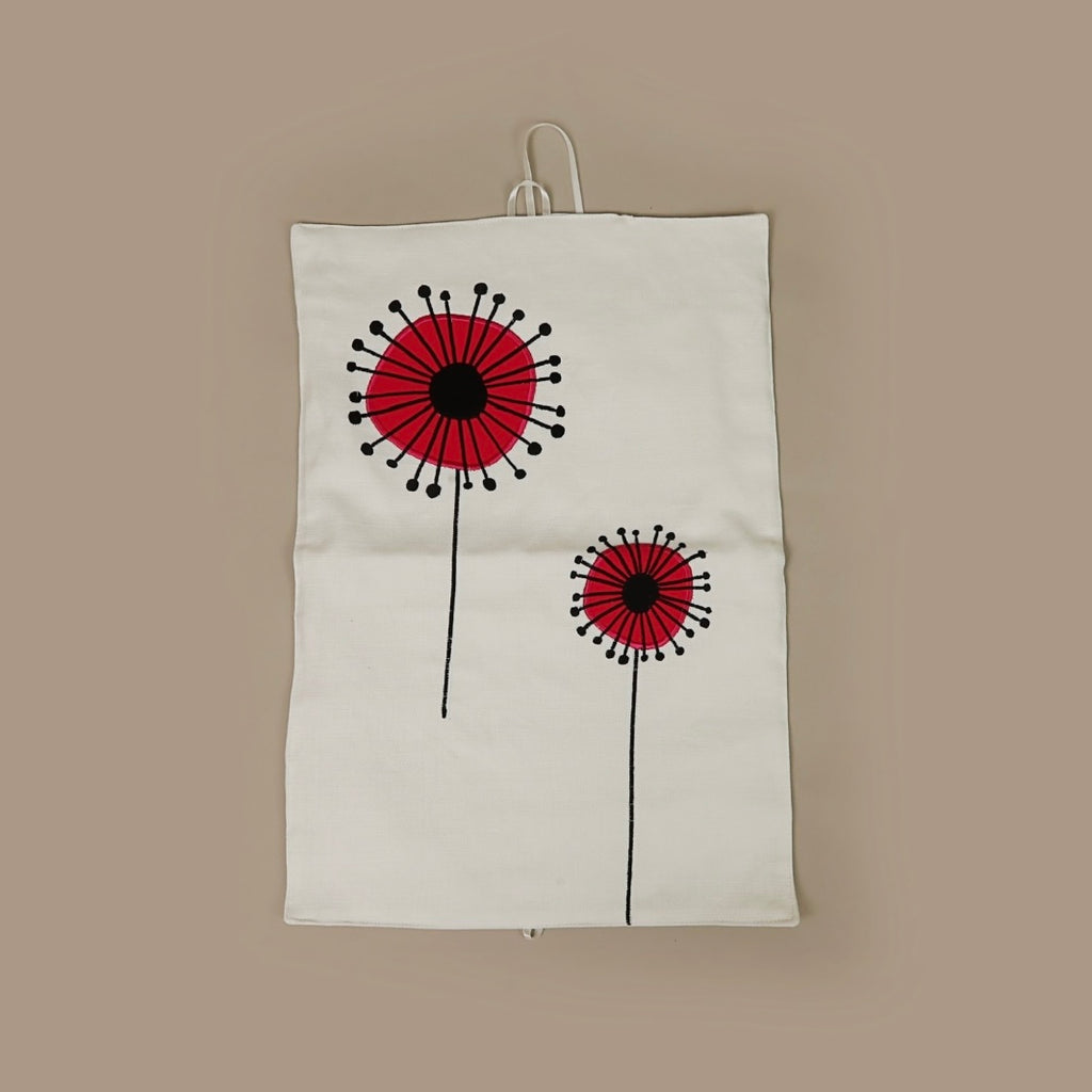 Fushia Spike flower travel set