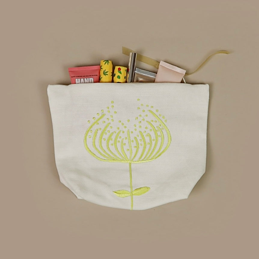 Yellow Spike flower travel set