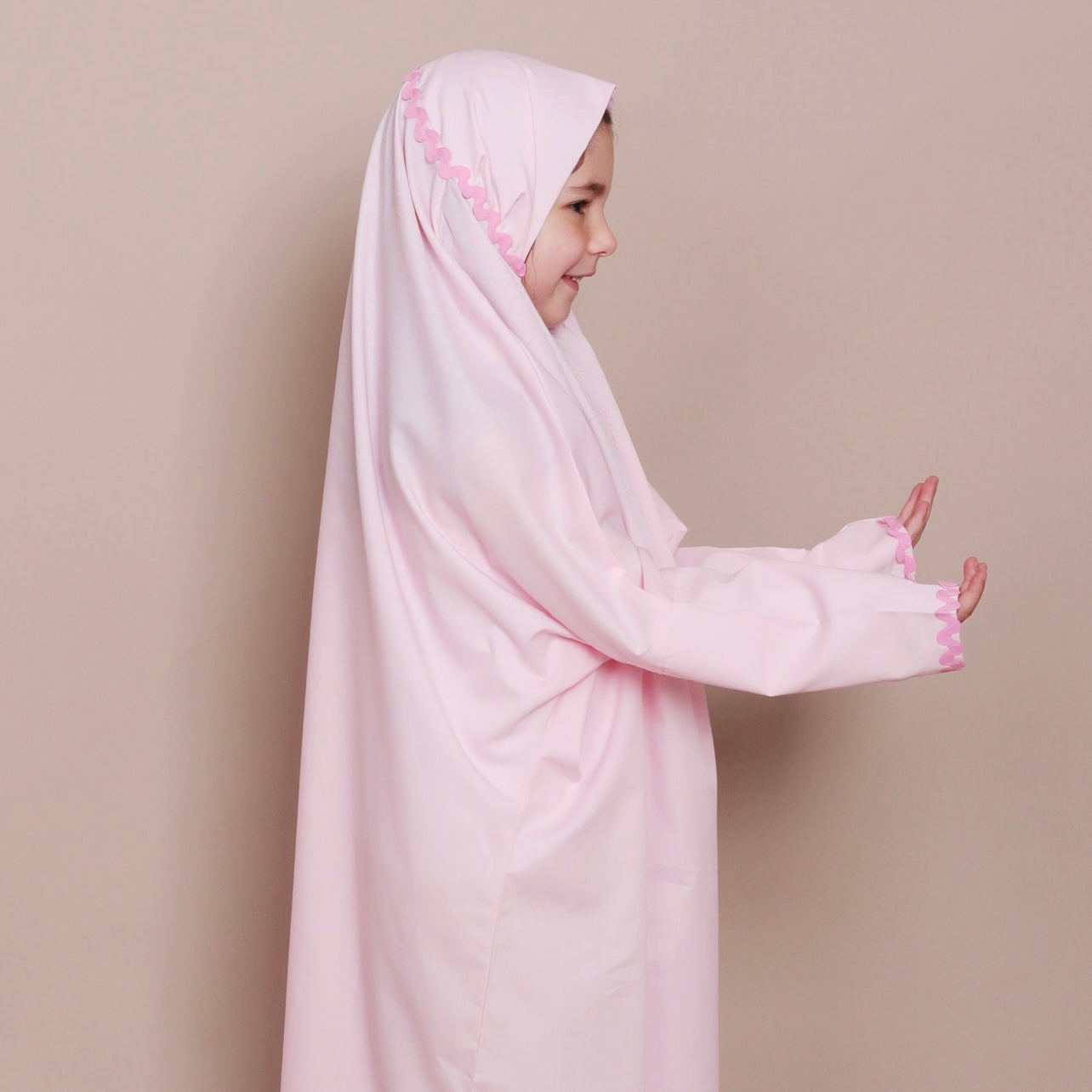 Pink Kids Prayer cloth 6-8 years