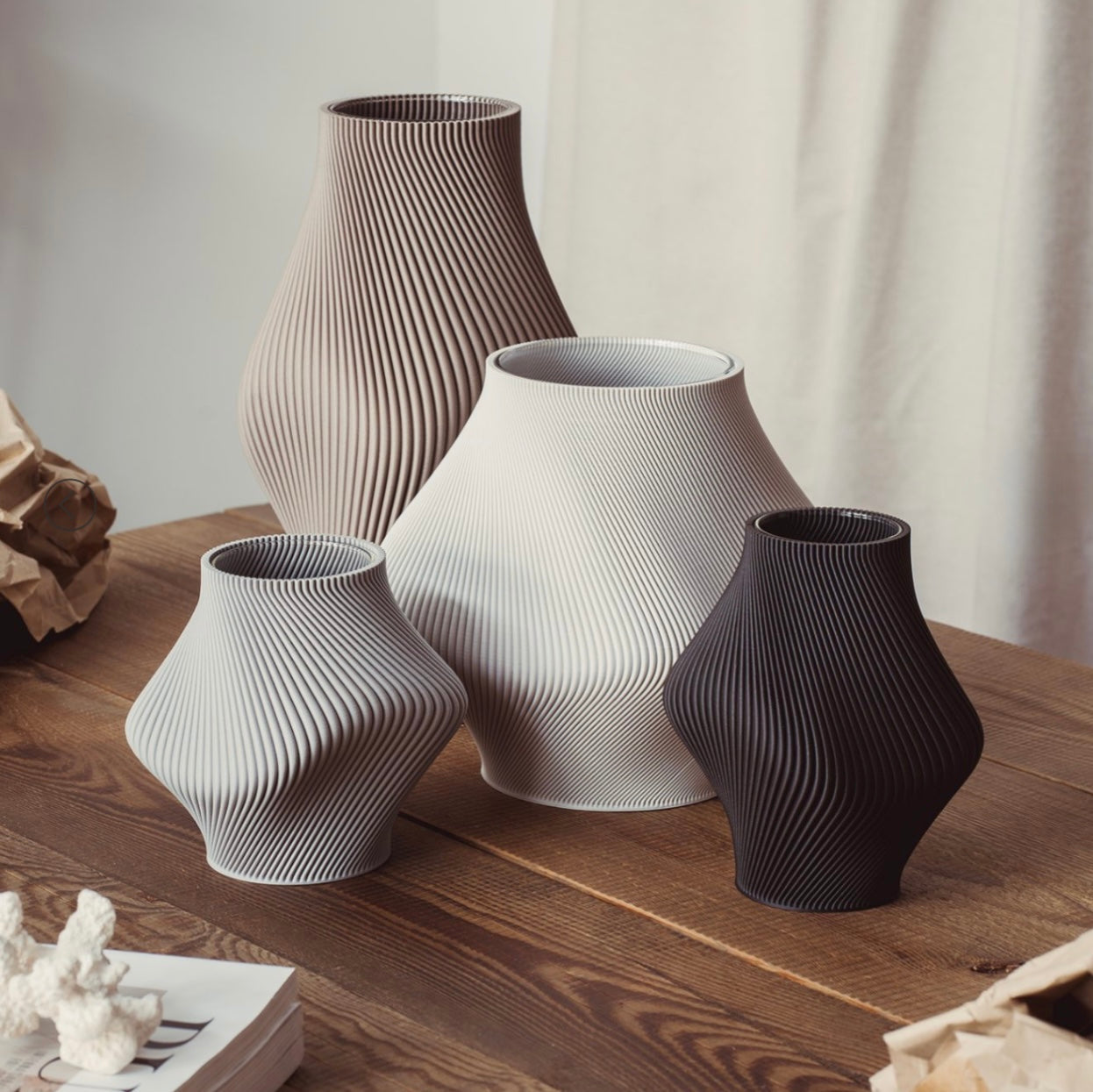 Bloz—16 Vase - Charcoal