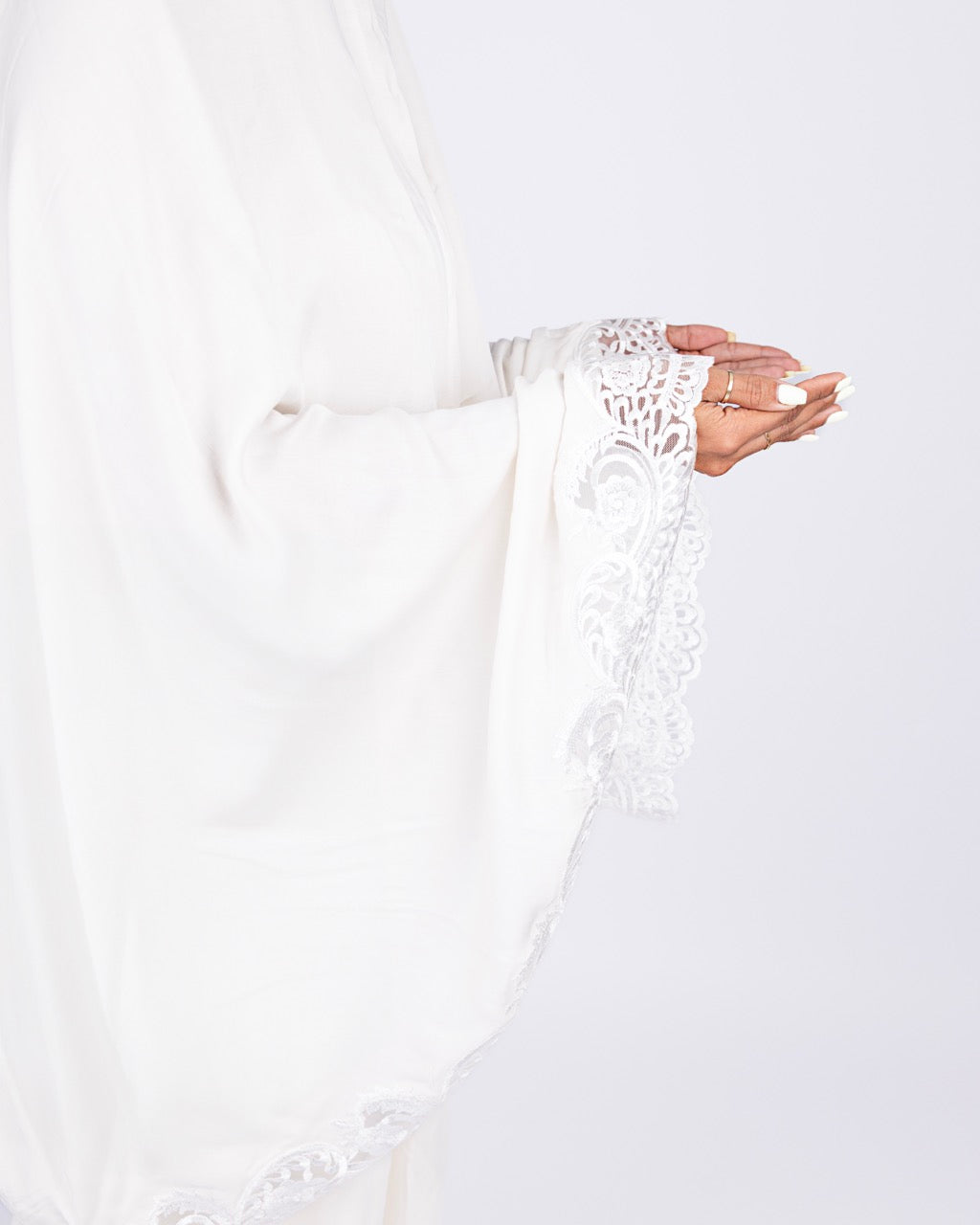 Offwhite Dentelle Silk Prayer Cloth